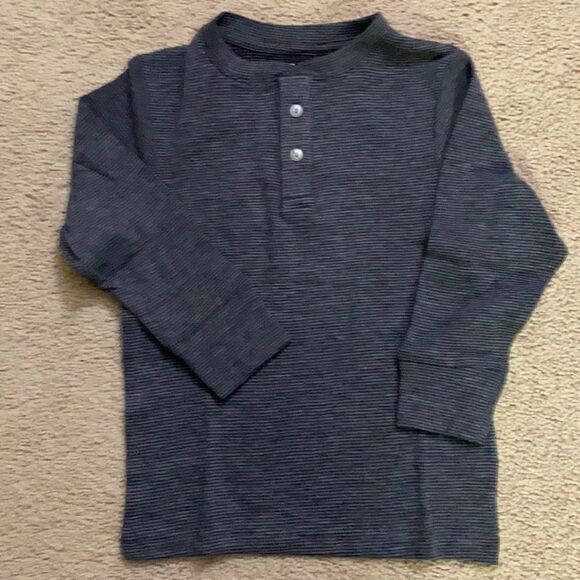 Kids Size 4 Dark Gray Shirt - Picture 1 of 2